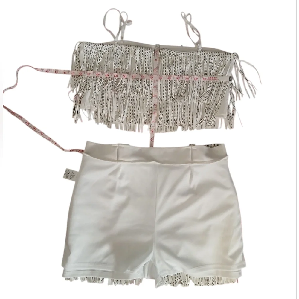 Nylon Apparel Fringe Crop Top & Skort Set With Belt/White/Large/Western‎